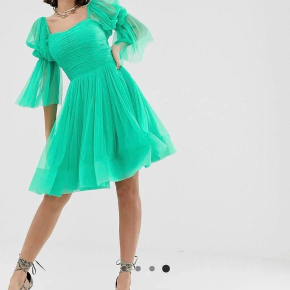 COPY - Ruched and square neck mini dress with structured hem in green - Picture 1 of 7